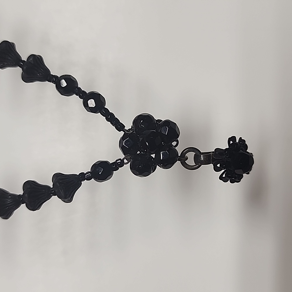 Elegant Black Beaded Necklace